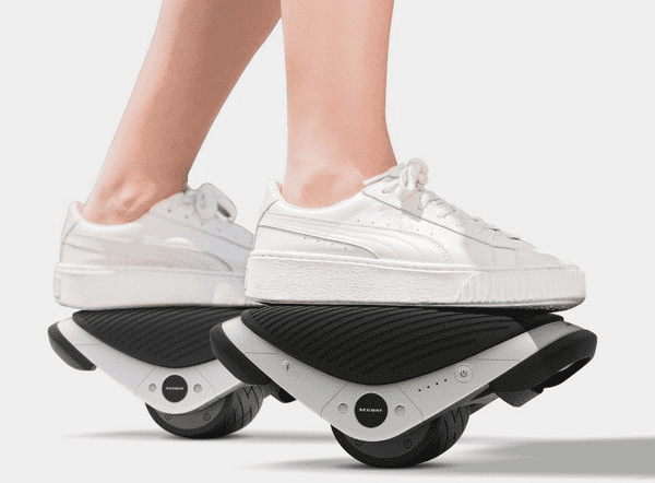 Постановка ног на платформе роликов Сяоми Ninebot Segway Drift W1